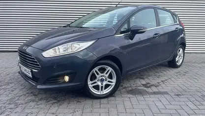 Grijs Gebruikt 2013 Ford Fiesta Titanium Hatchback | € 9.480 (Goede deal)
