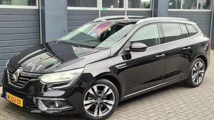 Occasion 2019 Renault Mégane GrandTour LIMITED Stationwagen | € 12.950 (Eerlijke prijs)