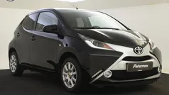 Zwart Gebruikt 2016 Toyota Aygo Sport Hatchback | € 9.399 (Eerlijke prijs)