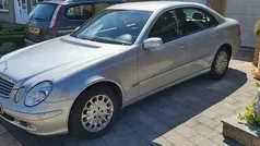 Grijs Gebruikt 2002 Mercedes E240 Sedan | € 5.450 (Eerlijke prijs)