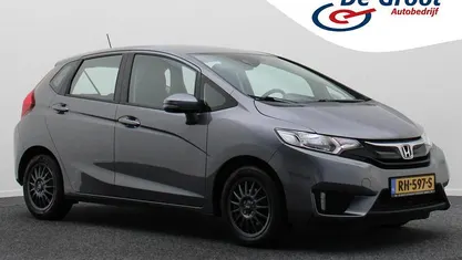 Gebruikt 2017 Honda Jazz Trend Hatchback | € 9.950 (Eerlijke prijs)