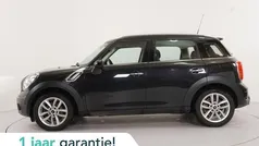 Zwart, metallic lak Gebruikt 2015 Mini Cooper S Countryman SUV | € 13.750 (Eerlijke prijs)