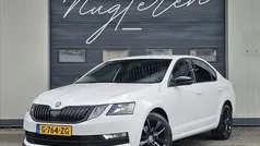 Gebruikt 2020 Skoda Octavia Business Line Hatchback | € 12.650 (Eerlijke prijs)