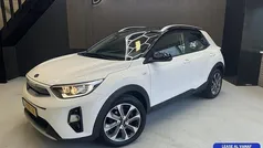 Gebruikt 2020 Kia Stonic SUV | € 13.990 (Eerlijke prijs)