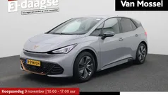 Grijs Gebruikt 2022 Cupra Born Hatchback | € 24.900 (Eerlijke prijs)