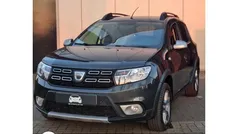 Gebruikt 2018 Dacia Sandero Lauréate Hatchback | € 10.895 (Eerlijke prijs)
