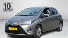 Grijs Gebruikt 2019 Toyota Yaris Hybrid Hatchback | € 17.249 (Eerlijke prijs)