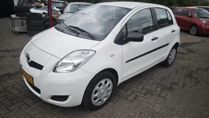 Occasion Toyota Yaris Cool 69 PK (50 kW) 2010 Wit Hatchback