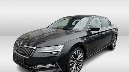 Occasion Skoda Superb LAURIN & KLEMENT 218 PK (160 kW) 2022 Zwart Hatchback