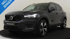 Gebruikt 2022 Volvo XC40 R-Design SUV | € 30.445 (Eerlijke prijs)