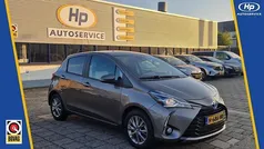 Grijs Gebruikt 2020 Toyota Yaris Hatchback | € 17.000 (Eerlijke prijs)