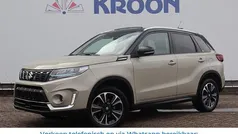 Beige Gebruikt 2023 Suzuki Vitara Style SUV | € 24.450 (Eerlijke prijs)