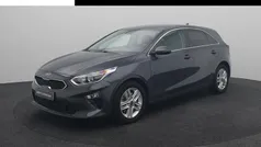 Grijs Gebruikt 2021 Kia Ceed Hatchback | € 19.940 (Eerlijke prijs)