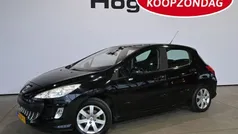 Zwart Gebruikt 2008 Peugeot 308 Hatchback | € 2.440 (Eerlijke prijs)