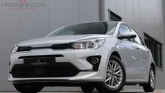 Zilver Gebruikt 2022 Kia Rio Hatchback | € 15.900 (Eerlijke prijs)