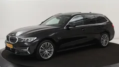 Zwart Gebruikt 2022 BMW 330 Luxury Line Stationwagen | € 29.900 (Super prijs)