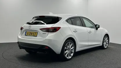 Occasion Mazda 3 120 PK (88 kW) 2016 Wit Hatchback