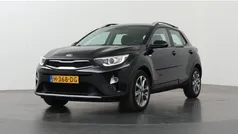Zwart Gebruikt 2020 Kia Stonic SUV | € 17.830 (Eerlijke prijs)