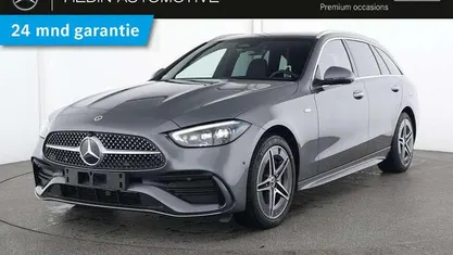 Occasion 2025 Mercedes C300e AMG line Stationwagen | € 52.900 (Eerlijke prijs)