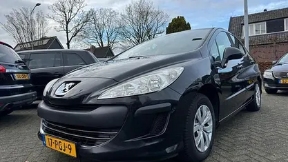Occasion 2010 Peugeot 308 Hatchback | € 1.999 (Eerlijke prijs)