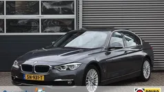 Grijs Gebruikt 2017 BMW 330 Sedan | € 19.940 (Eerlijke prijs)