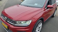 Rood Gebruikt 2017 VW Tiguan Highline SUV | € 14.999 (Super prijs)