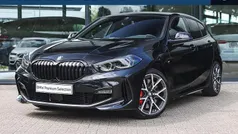 Zwart Gebruikt 2024 BMW 118 Executive Hatchback | € 36.950 (Eerlijke prijs)