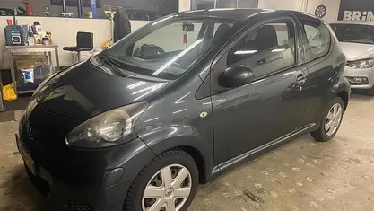 Occasion 2009 Toyota Aygo Hatchback | € 2.750 (Eerlijke prijs)
