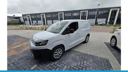 Wit Gebruikt 2023 Citroën Berlingo MPV | € 20.900 (Goede deal)