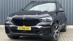 Zwart Gebruikt 2023 BMW X5 Executive SUV | € 69.690 (Eerlijke prijs)