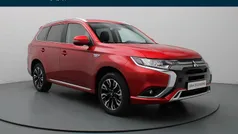 Rood Gebruikt 2020 Mitsubishi Outlander Intense+ SUV | € 25.990 (Eerlijke prijs)