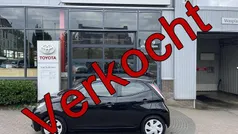 Gebruikt 2018 Toyota Aygo X-play Hatchback | € 7.995 (Eerlijke prijs)