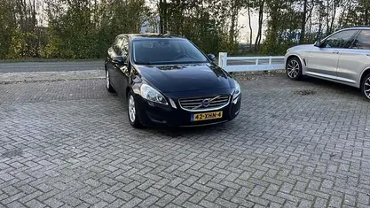 Occasion Volvo V60 150 PK (110 kW) 2012 Zwart Stationwagen