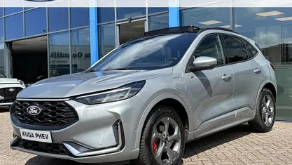 Gebruikt 2025 Ford Kuga ST-Line X SUV | € 41.750 (Goede deal)