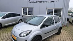 Grijs Gebruikt 2011 Renault Twingo Dynamique Hatchback | € 2.750 (Eerlijke prijs)