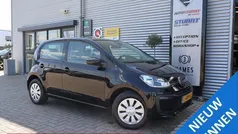 Zwart Gebruikt 2021 VW up! Hatchback | € 10.450 (Eerlijke prijs)