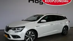 Wit Gebruikt 2017 Renault Mégane GrandTour Bose Edition Stationwagen | € 11.940 (Eerlijke prijs)