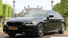 Zwart Gebruikt 2018 BMW 520 M Sport Sedan | € 27.895 (Eerlijke prijs)
