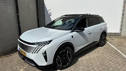 Wit Gebruikt 2025 Peugeot e-5008 Avantage SUV | € 47.395 (Super prijs)