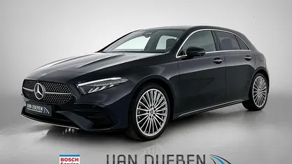 Occasion Mercedes A250 AMG line 218 PK (160 kW) 2023 Zwart Hatchback