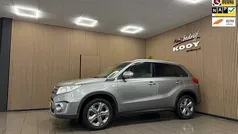 Gebruikt 2016 Suzuki Vitara Exclusive SUV | € 15.975 (Eerlijke prijs)