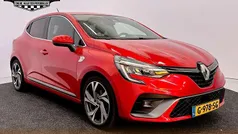 Rood Gebruikt 2019 Renault Clio IV Bose Edition Hatchback | € 15.000 (Eerlijke prijs)