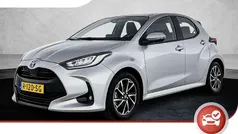 Grijs Gebruikt 2022 Toyota Yaris Hybrid Hatchback | € 20.725 (Goede deal)