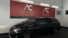 Zwart Gebruikt 2014 Toyota Auris Hatchback | € 9.750 (Goede deal)