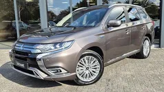 Gebruikt 2019 Mitsubishi Outlander Intense+ SUV | € 22.950 (Eerlijke prijs)