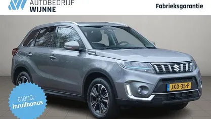 Occasion 2025 Suzuki Vitara Style SUV | € 26.420 (Eerlijke prijs)