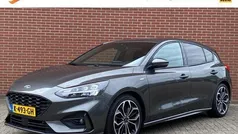 Gebruikt 2020 Ford Focus ST-Line Hatchback | € 17.750 (Eerlijke prijs)