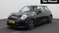 Zwart Gebruikt 2021 Mini Cooper S Essential Hatchback | € 24.900 (Super prijs)