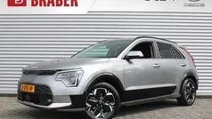 Grijs Gebruikt 2024 Kia e-Niro Advance SUV | € 36.950 (Eerlijke prijs)