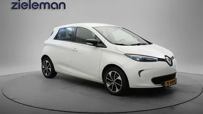 Occasion 2017 Renault Zoe Intens Hatchback | € 5.345 (Goede deal)
